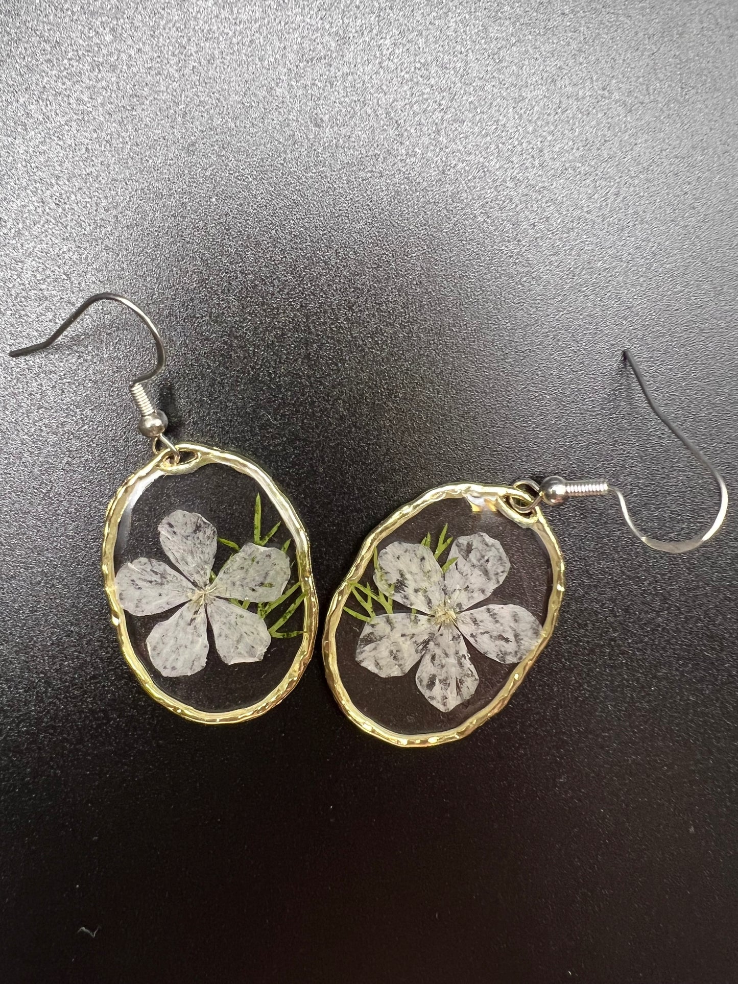 Oval Pressed Flower Earrings